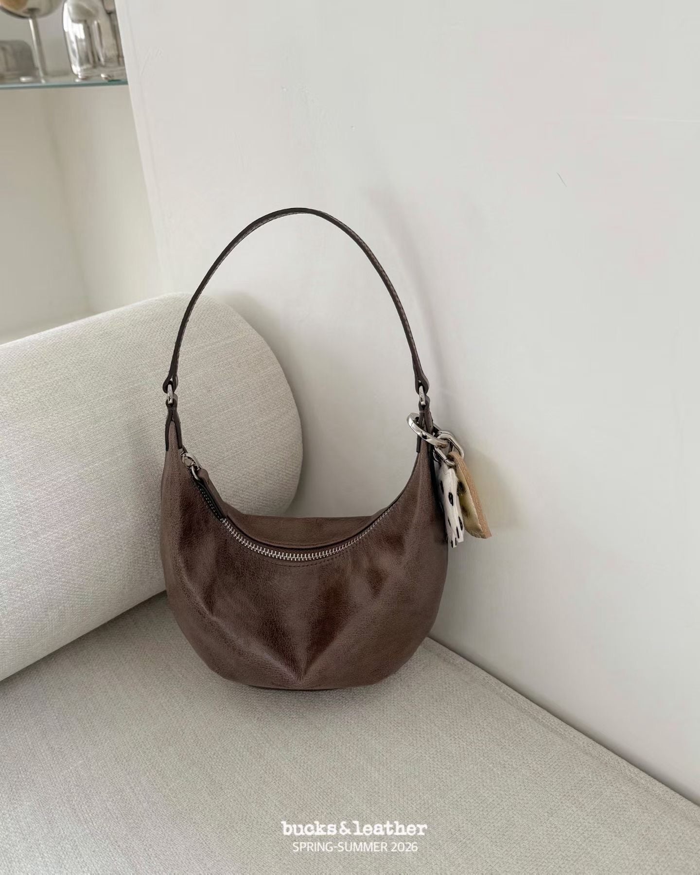 bucks&leather 26SS Crescent bag