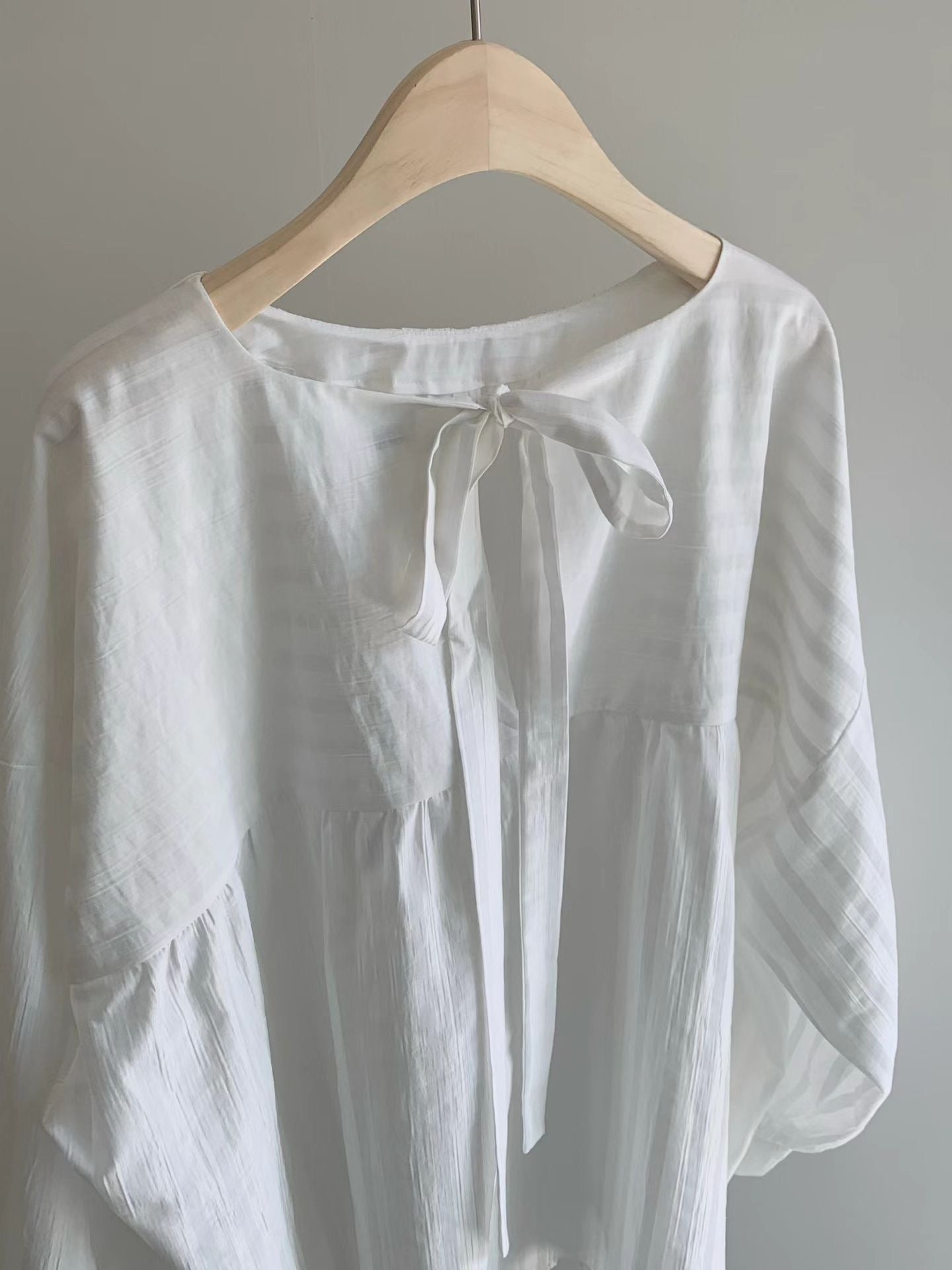 後蝴蝶結綁帶Blouse
