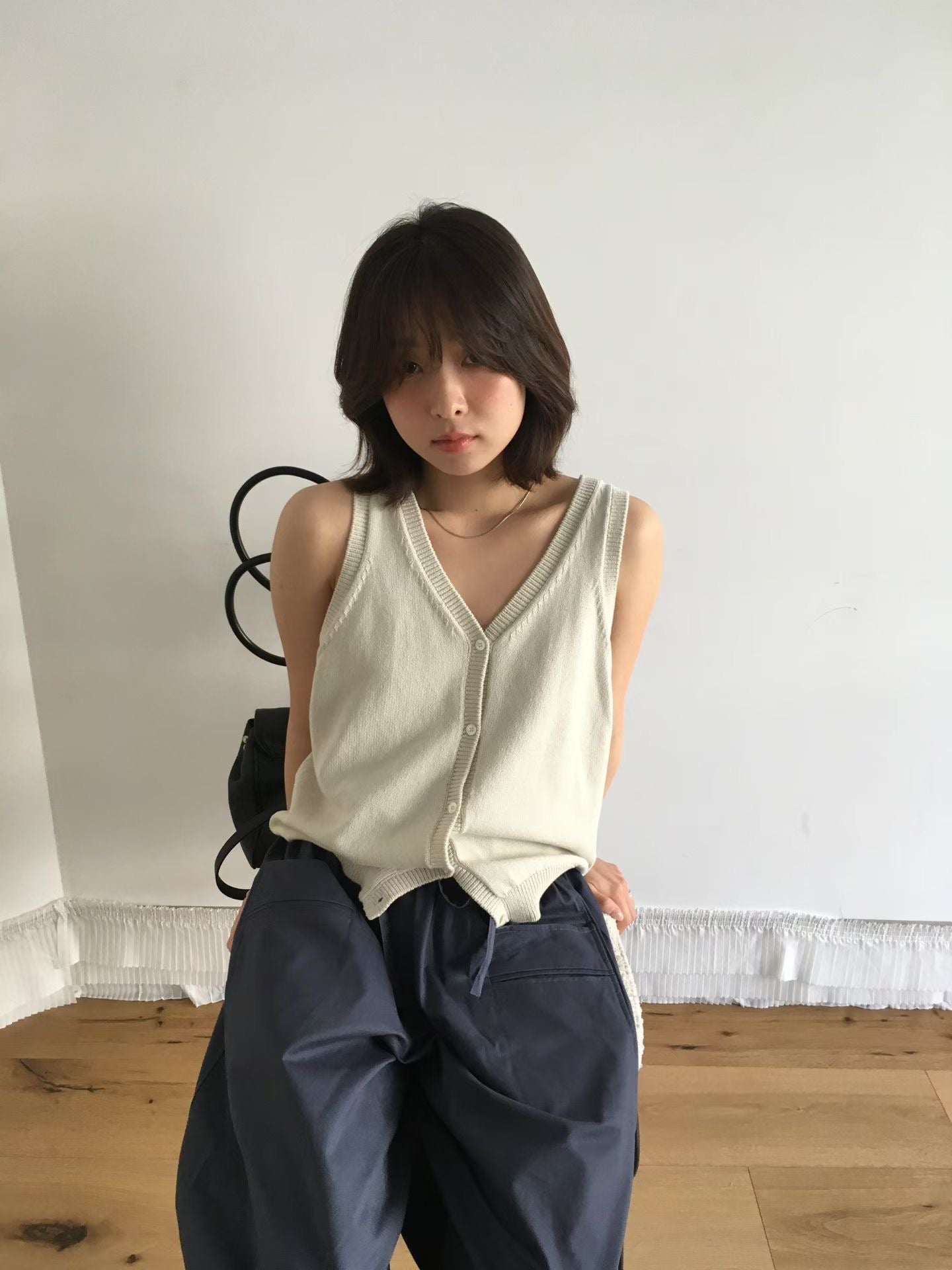 鈕扣針織背心 (3 Colors)