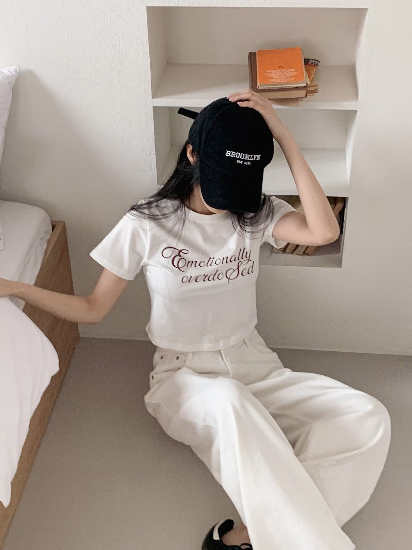 Letter 短版 Tee (3 Colors)