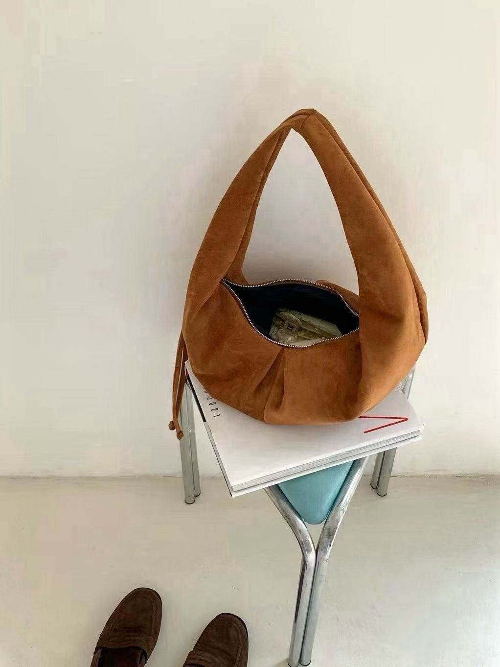 蛋形麂皮袋 3色