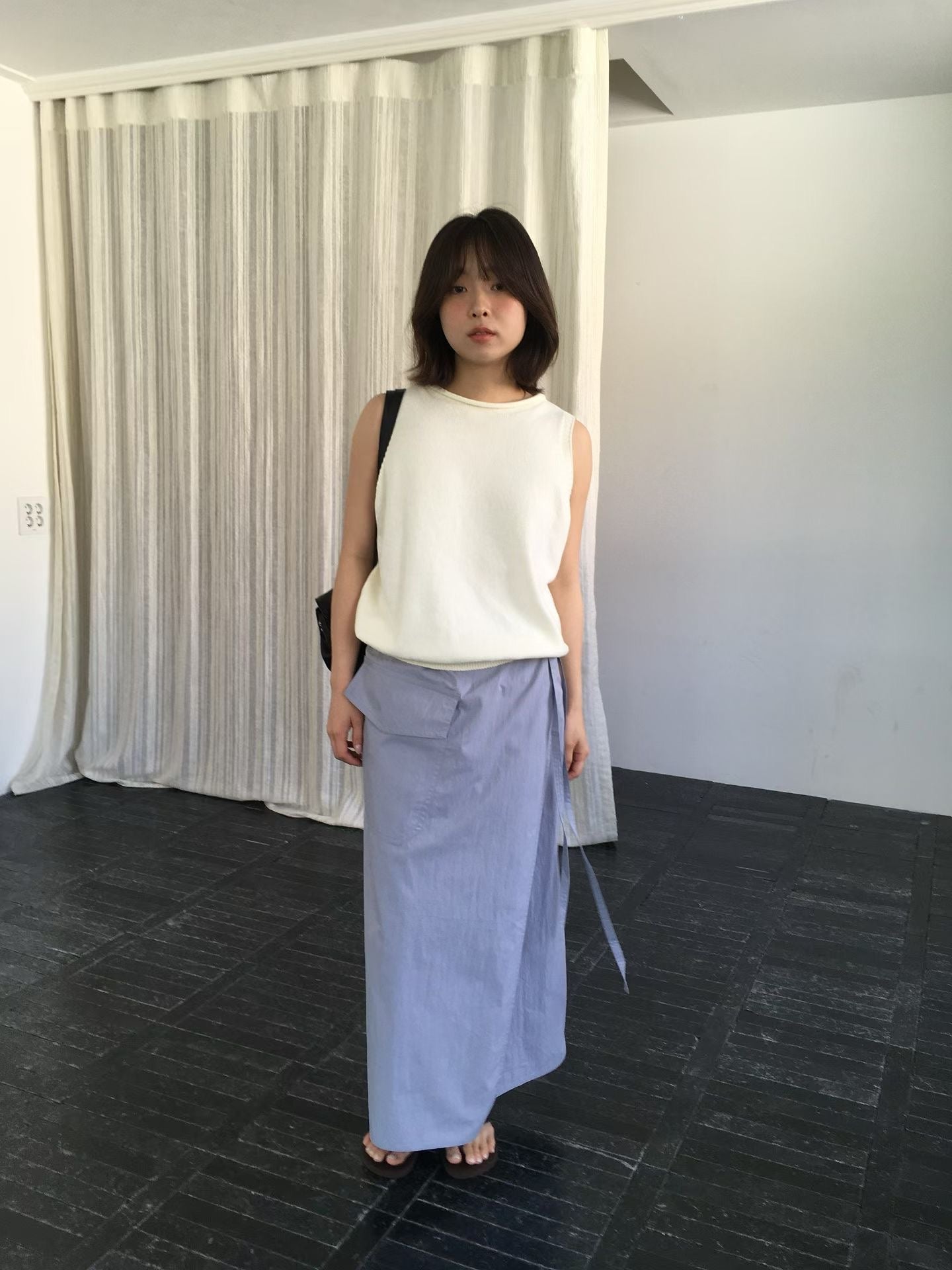 圓領捲邊針織背心 (2 Colors)