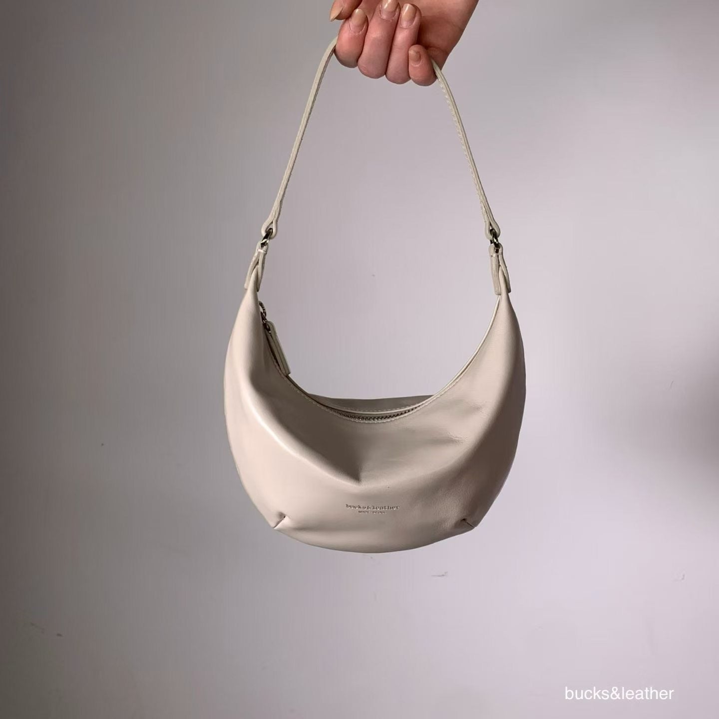 bucks&leather 26SS Crescent bag