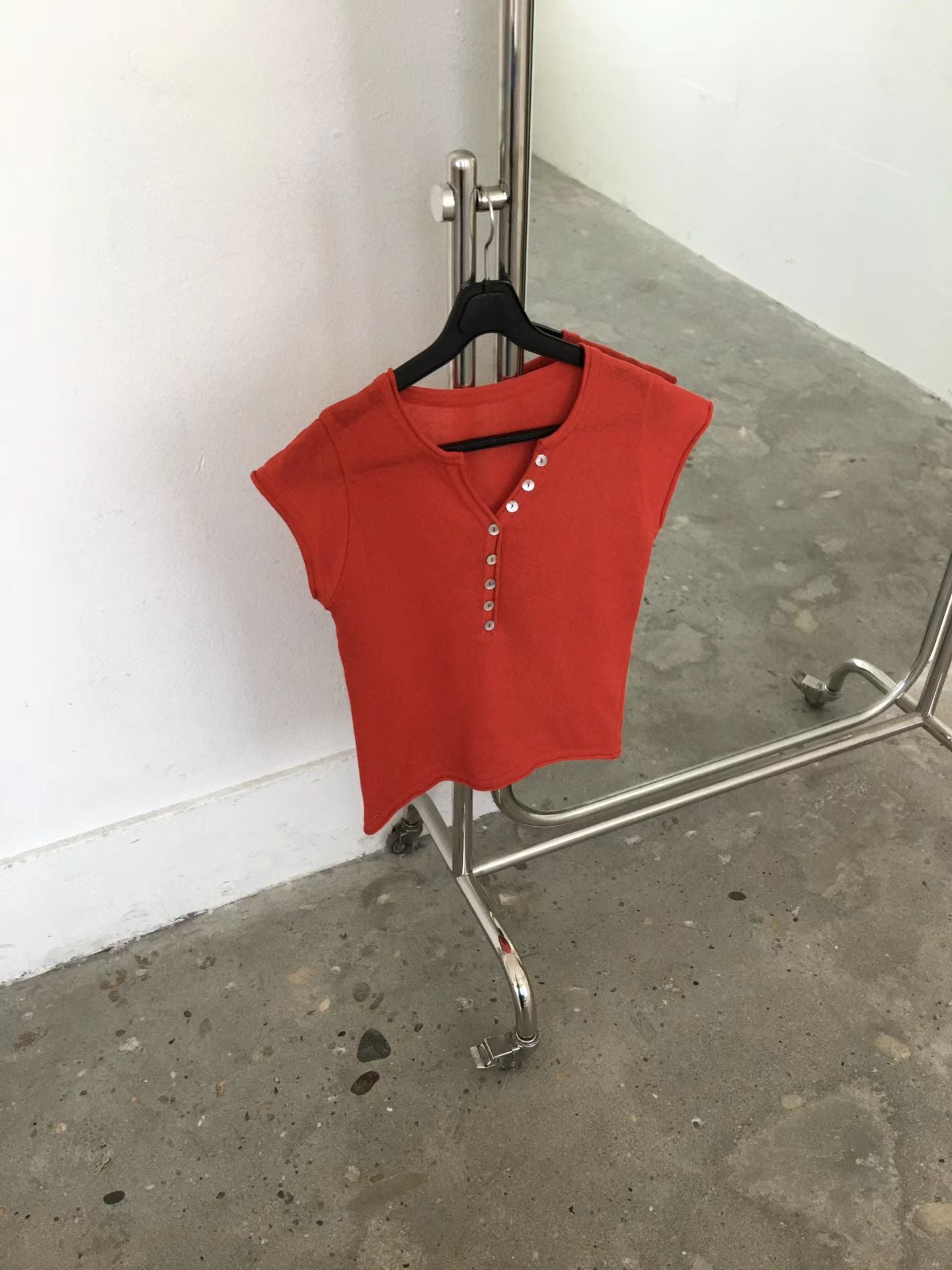 舒適亨利領短袖修身Tee (5 Colors)