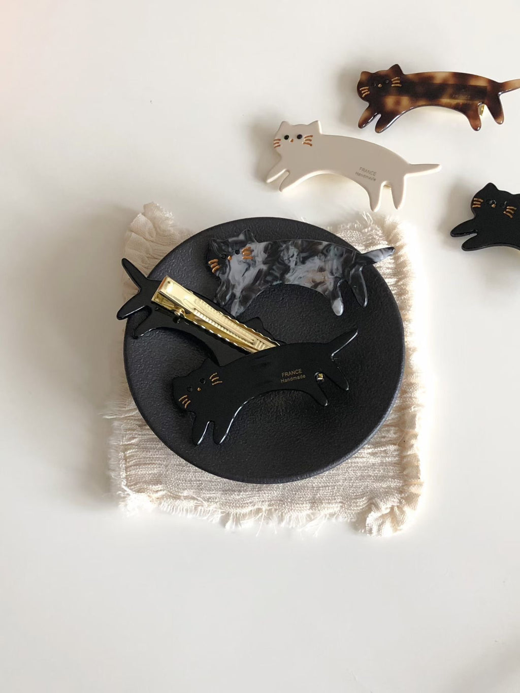 meow hair clip (4 colors)