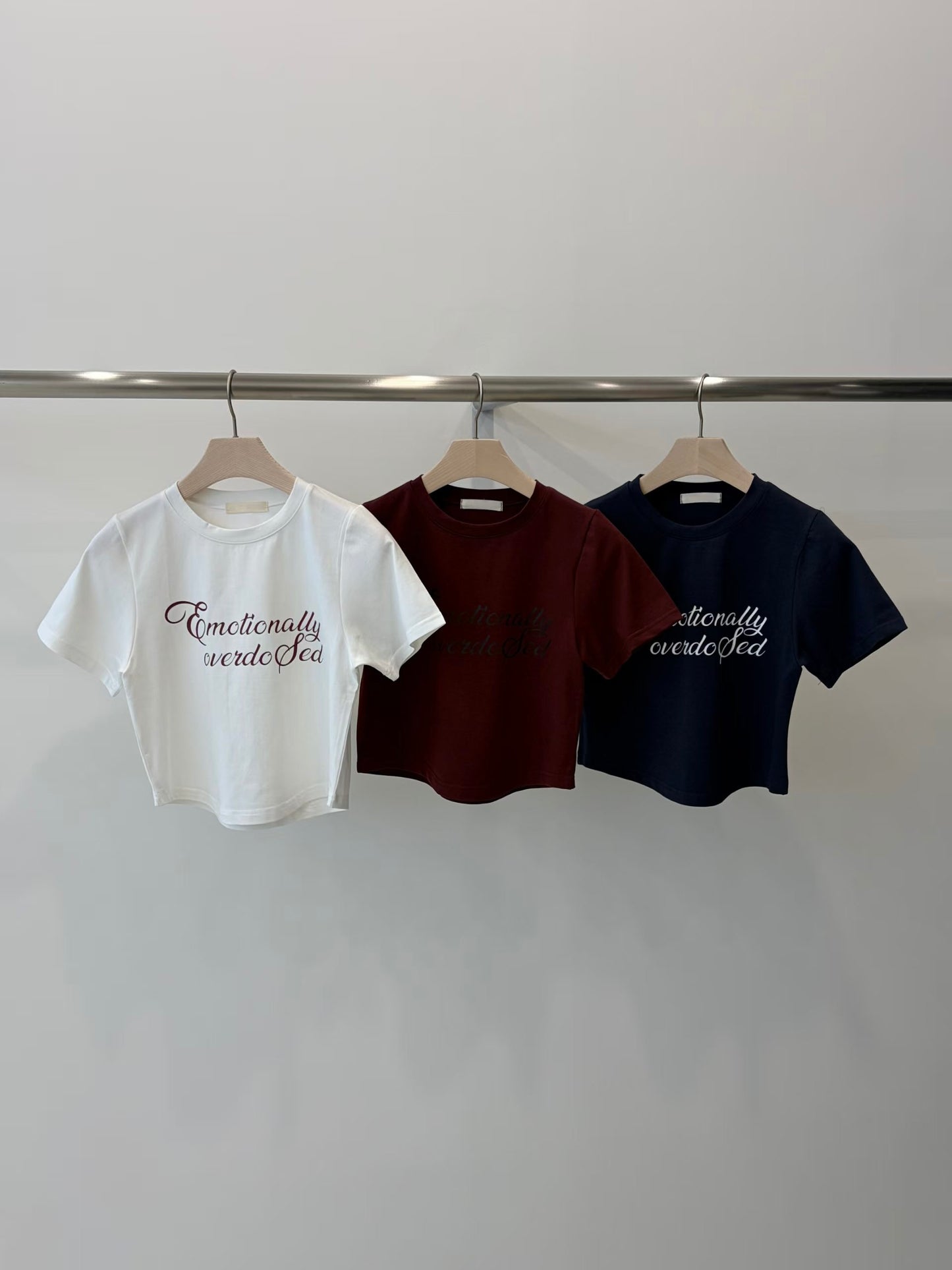 Letter 短版 Tee (3 Colors)