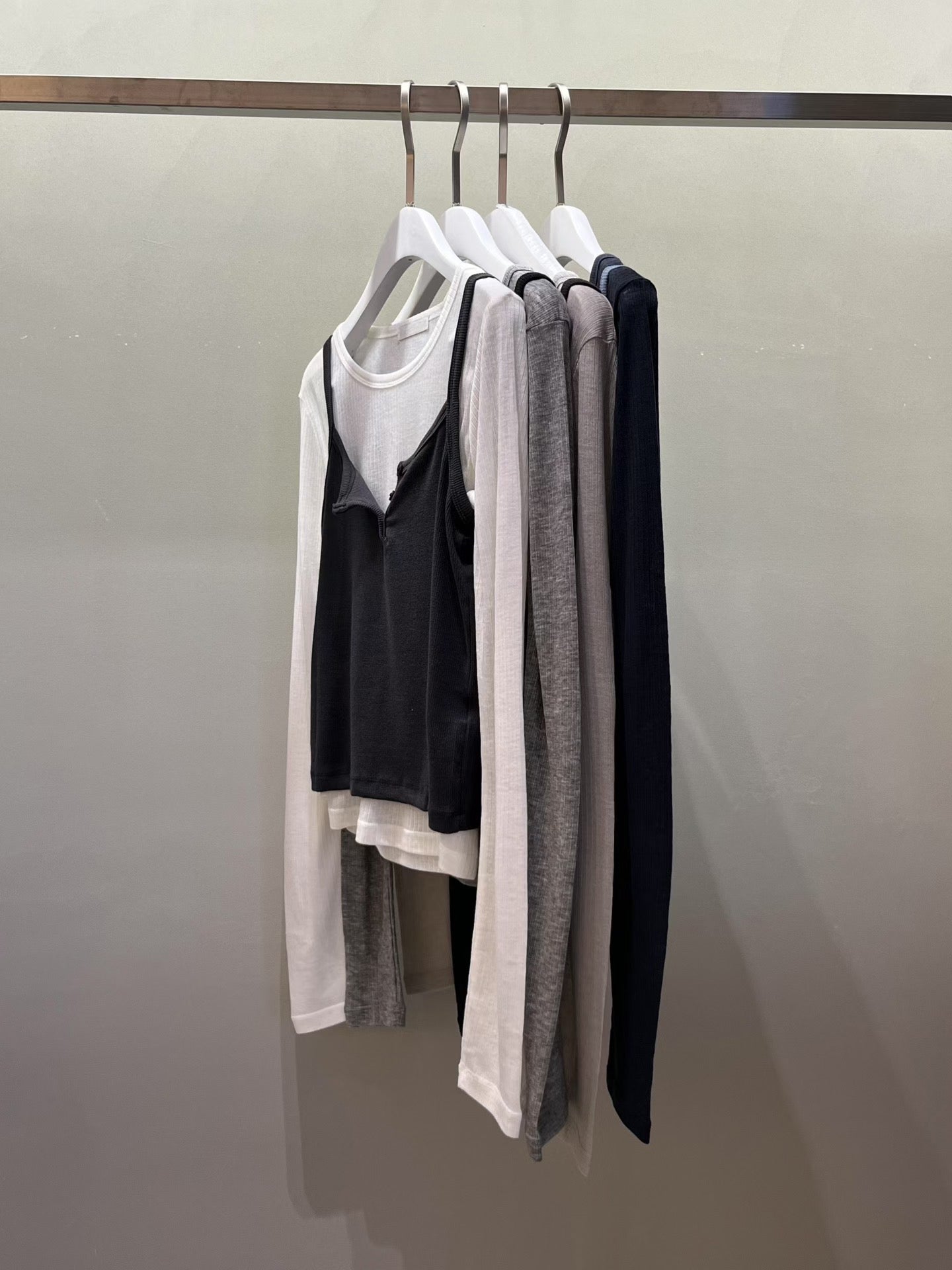 層次穿搭✨拼色背心長袖上衣 4色