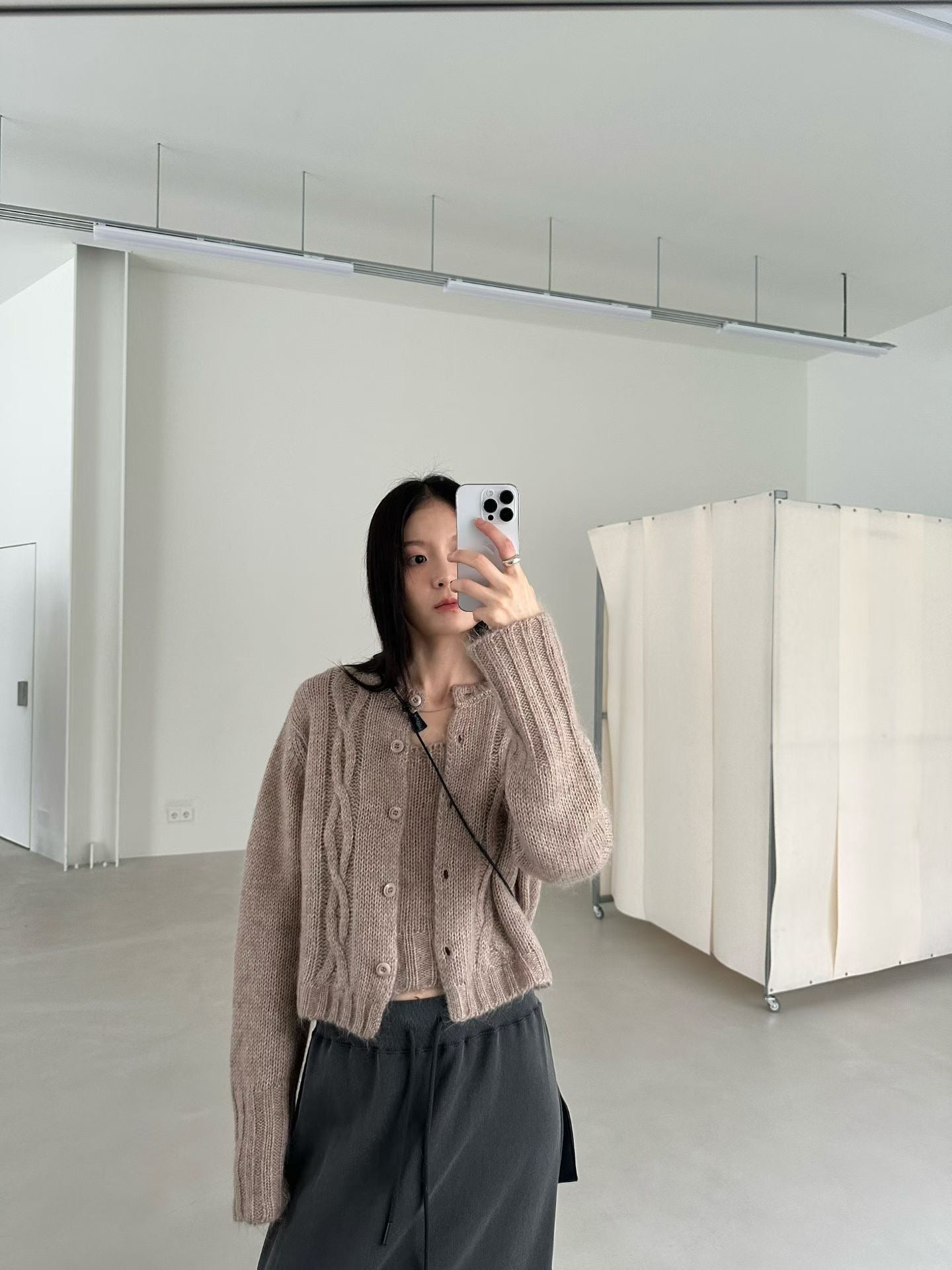 淨色後開叉長裙