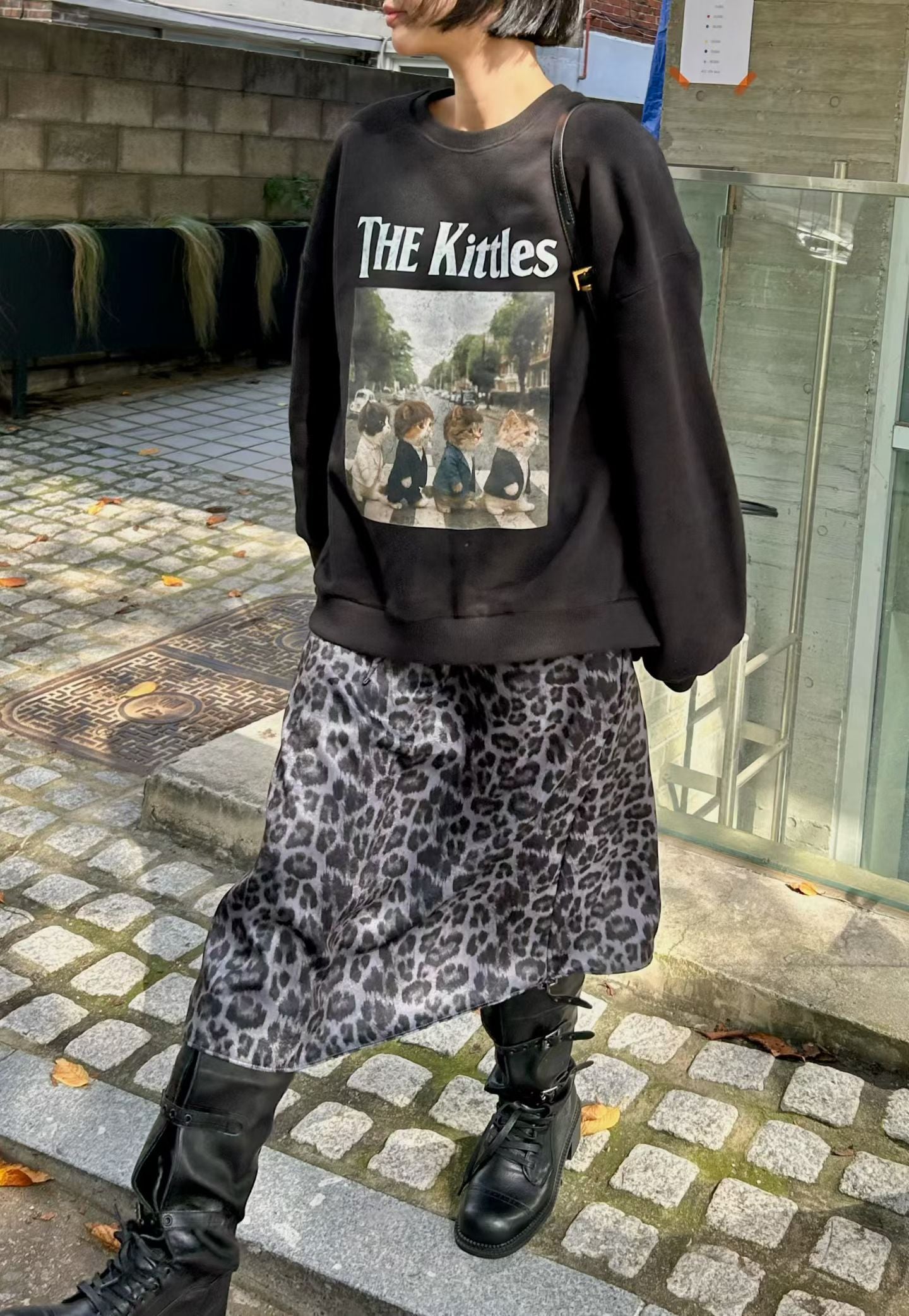 the kittles 衛衣 2色