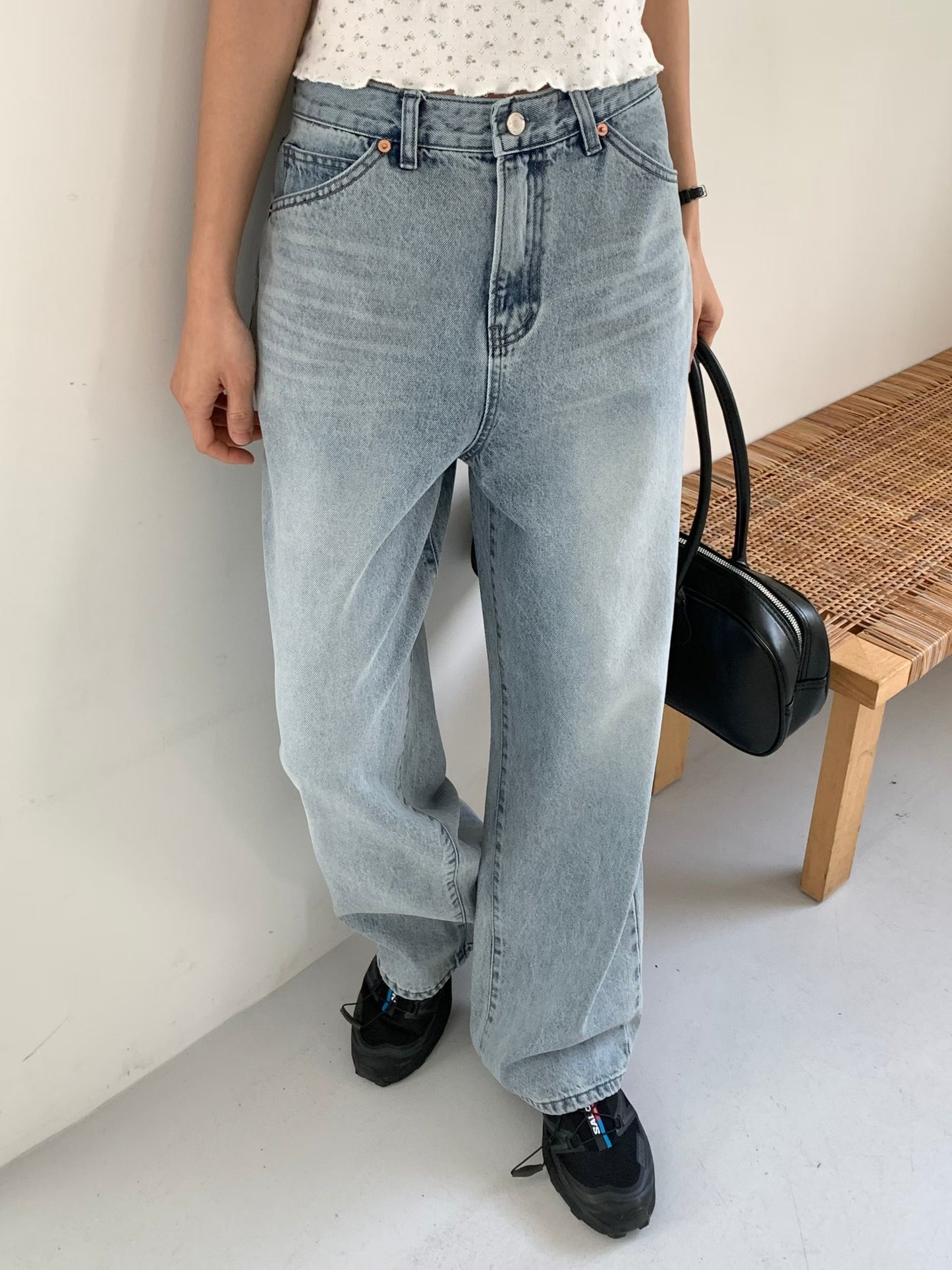 Snow Wash Straight Jeans