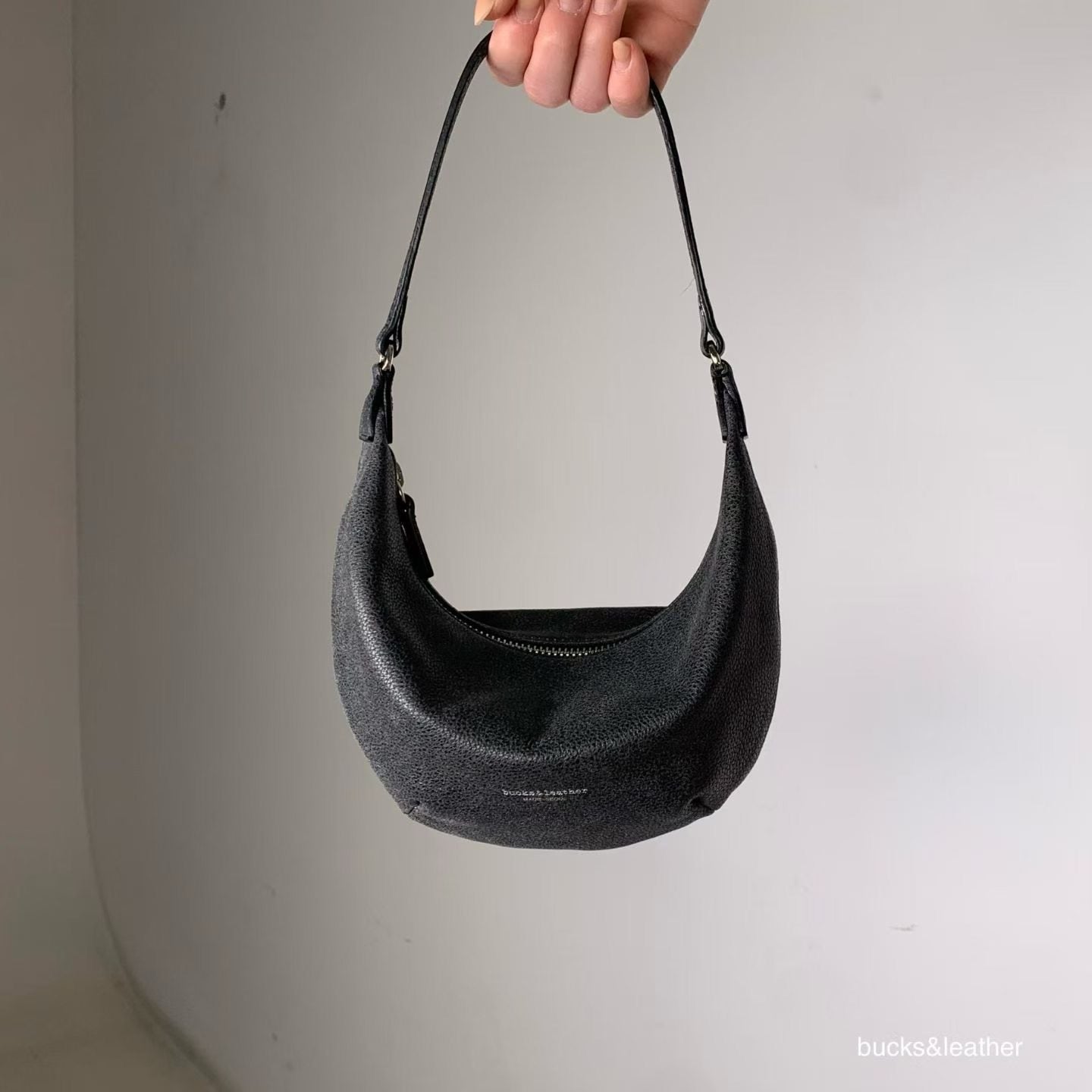 bucks&leather 26SS Crescent bag