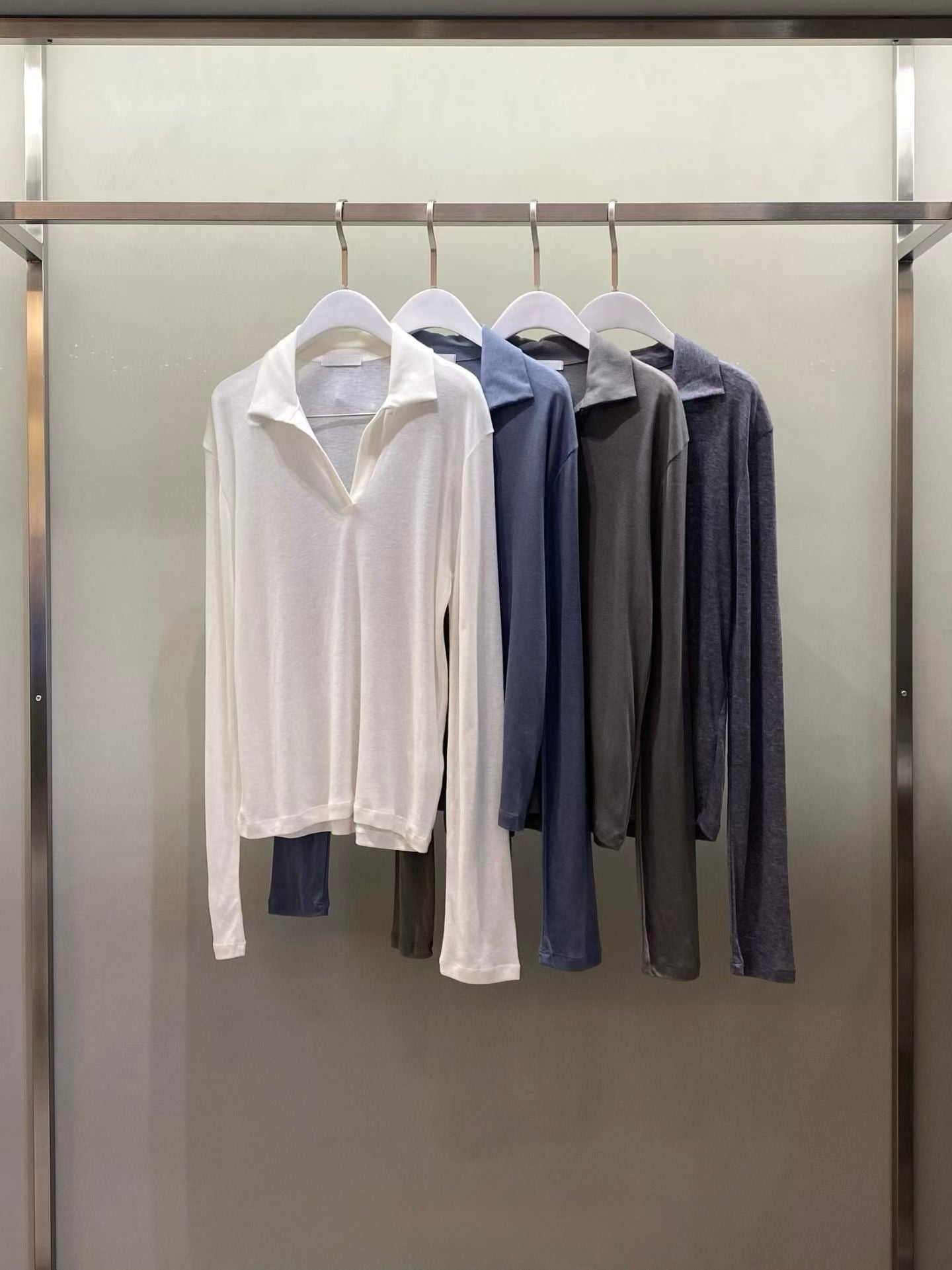 寬鬆領口Tee (4色)