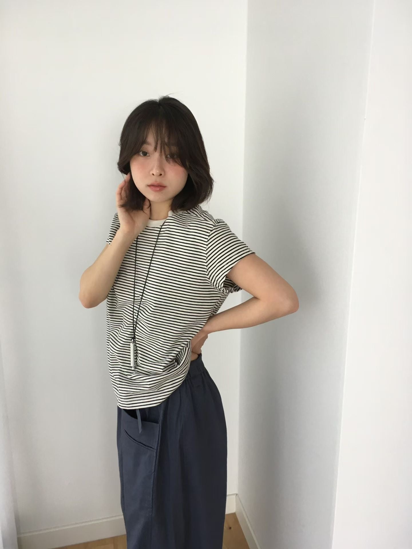顯瘦小飛袖圓領綿質Tee (6 Colors)