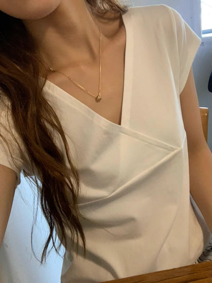 日常必備! 顯瘦V領短袖Tee (2 Colors)
