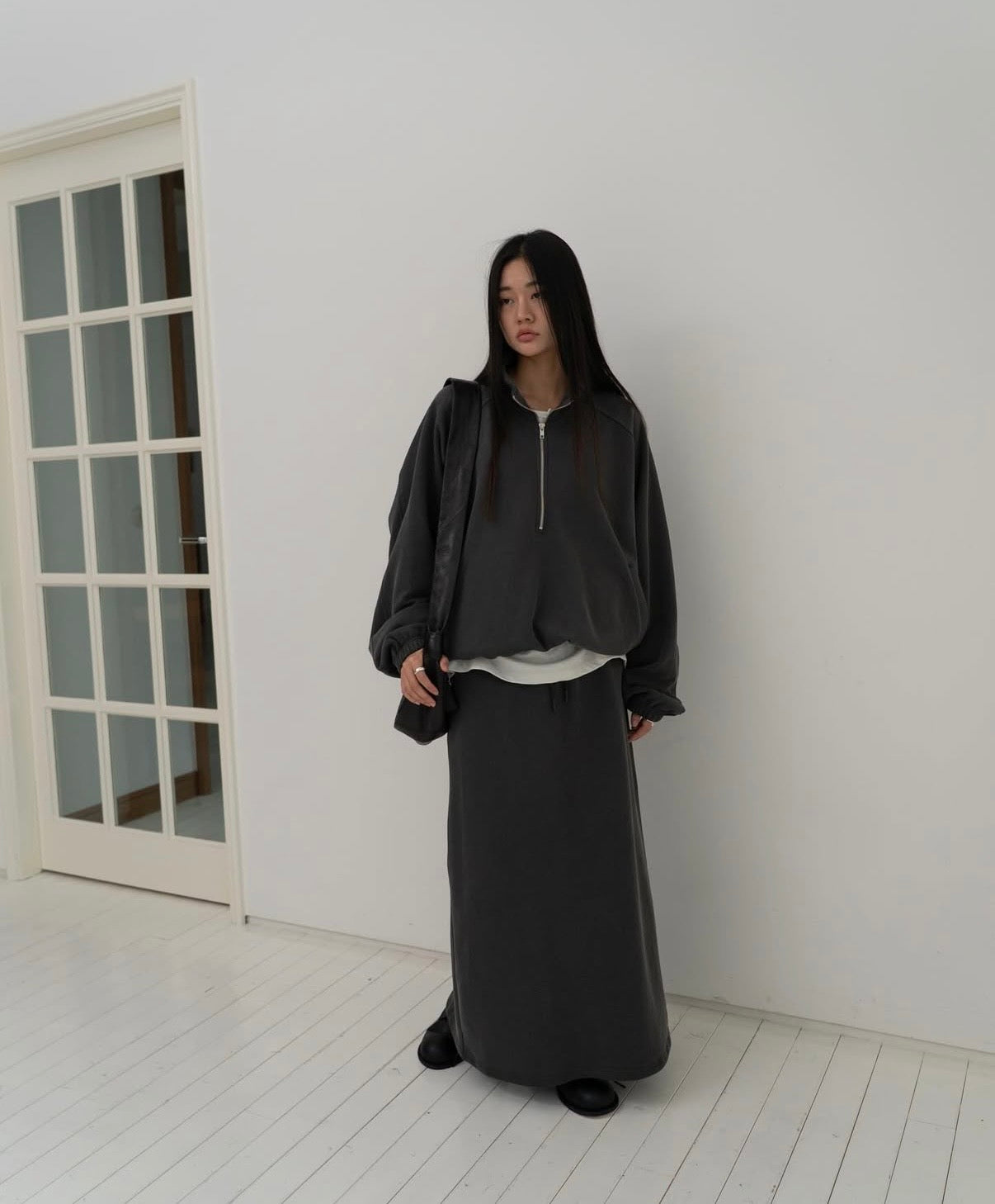 淨色後開叉長裙