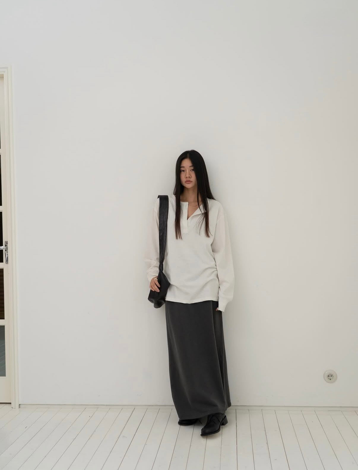 淨色後開叉長裙