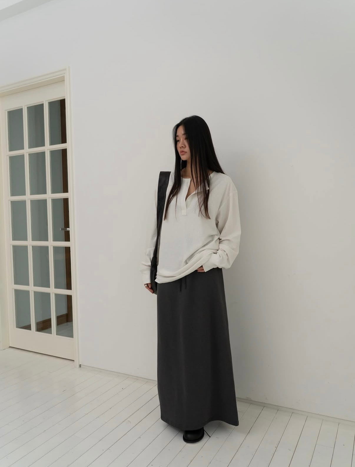 淨色後開叉長裙