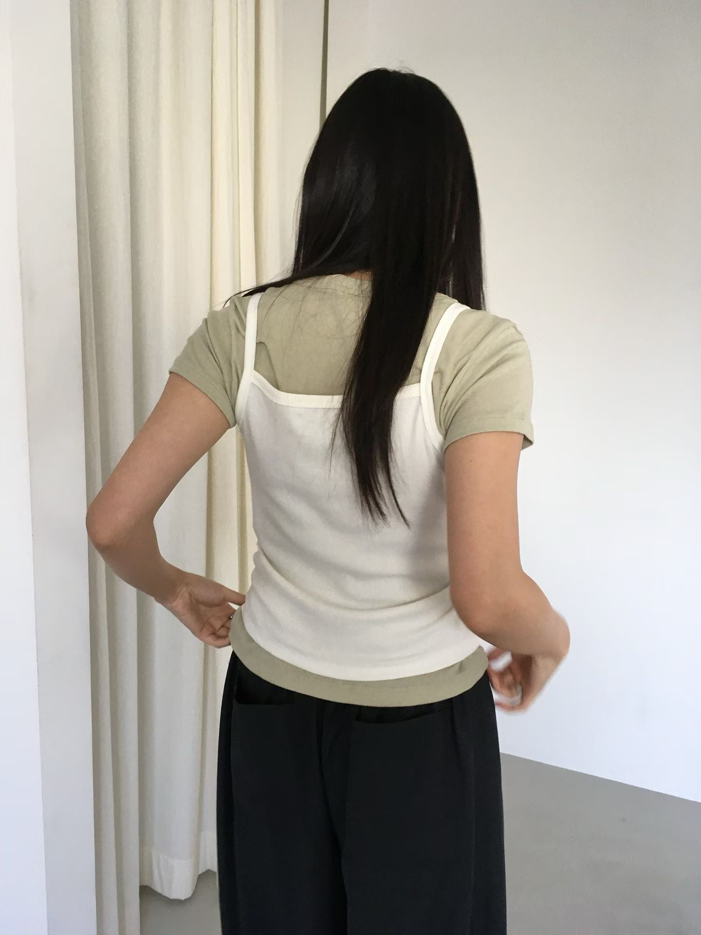 鈕扣吊帶背心 (4 Colors)