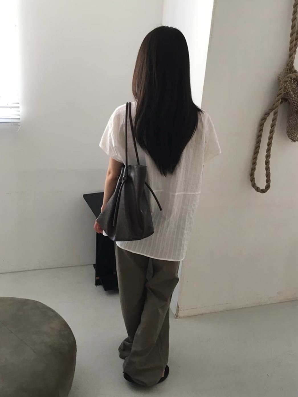 夏日必備輕透質感襯衫 (2 Colors)