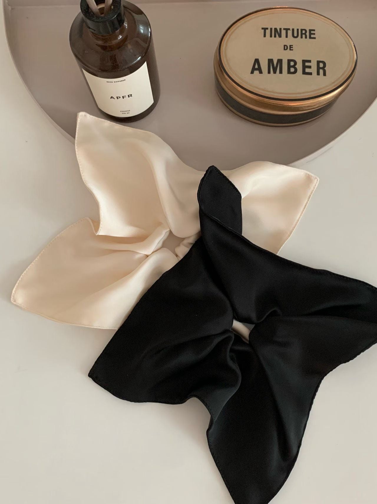 Square Hair Tie (2 Colors)