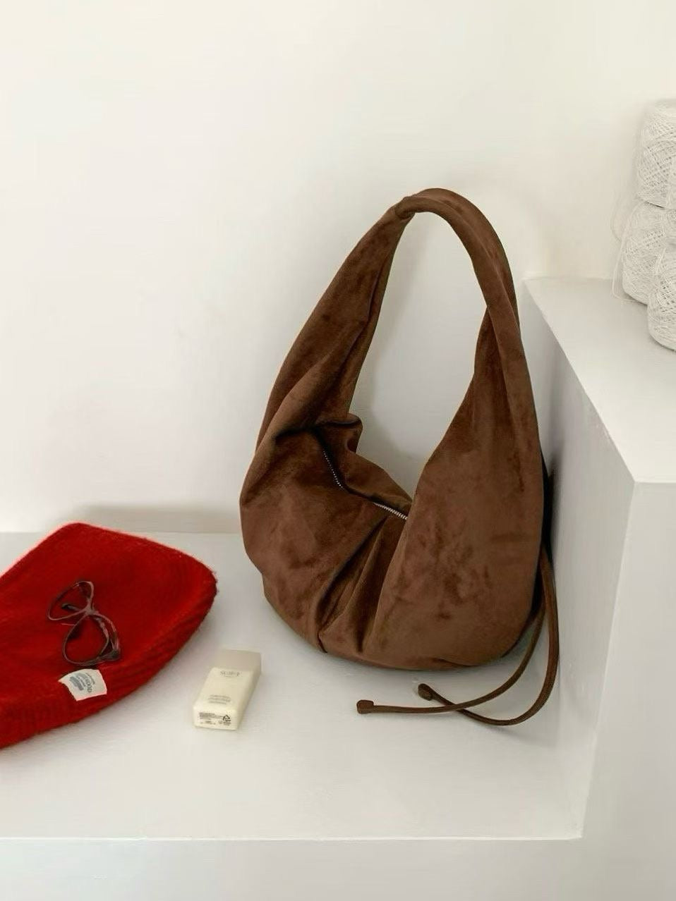 蛋形麂皮袋 3色