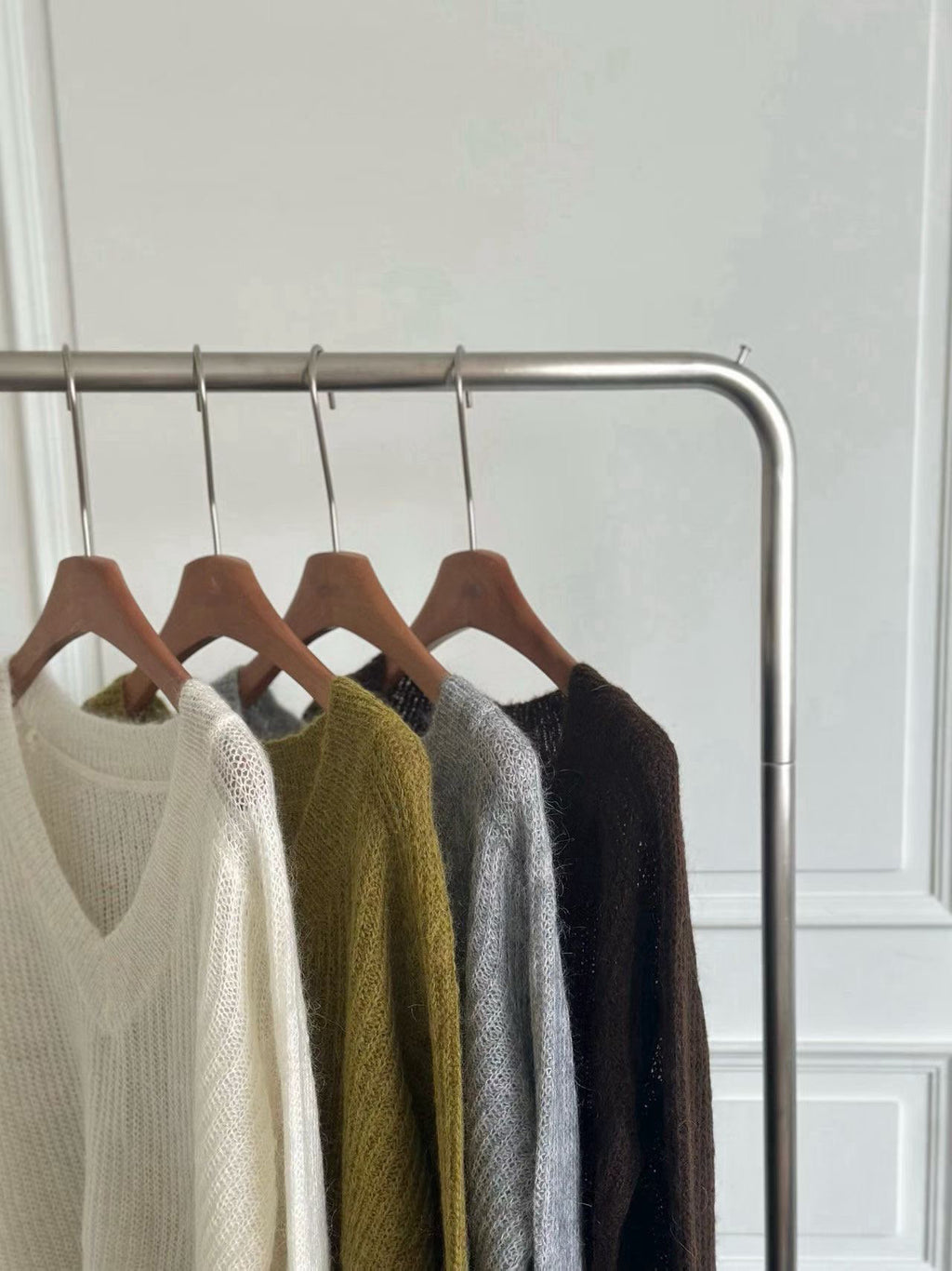 V領針織上衣 4色