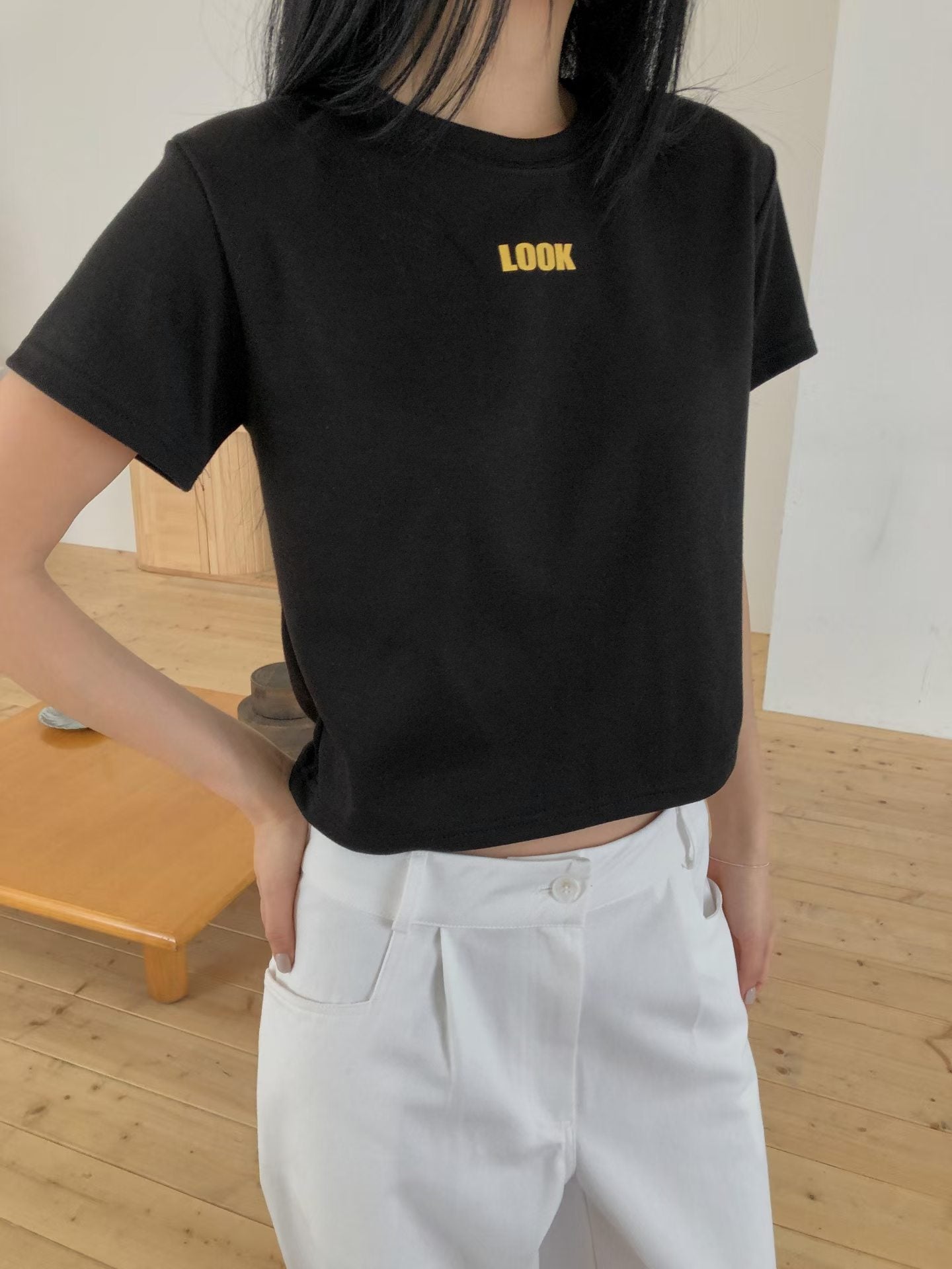 "Look" Crop Top (2 Colors)