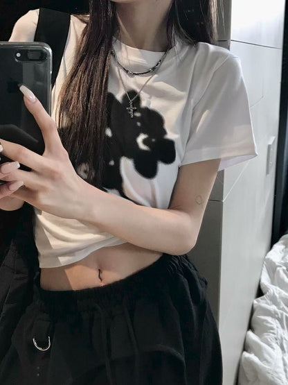 噴漆花卉短版Tee (2 Colors)