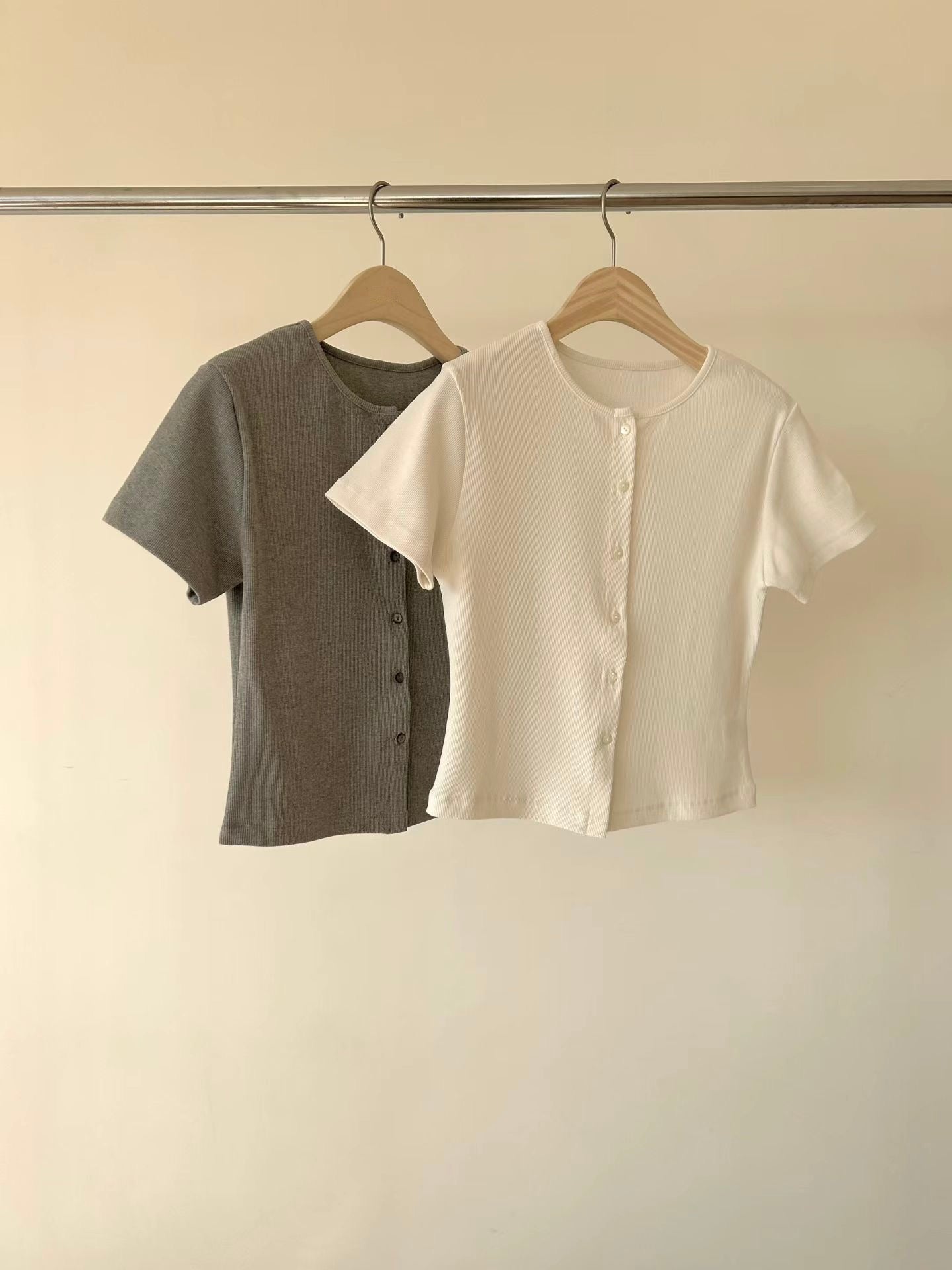 坑條短袖上衣/外套 (2 Colors)