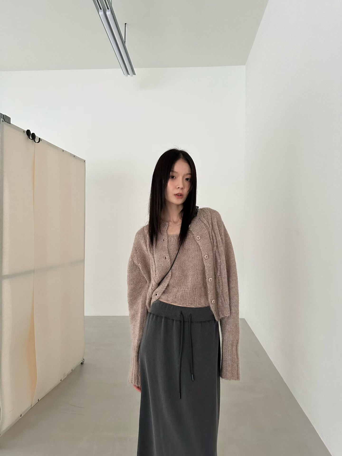 淨色後開叉長裙